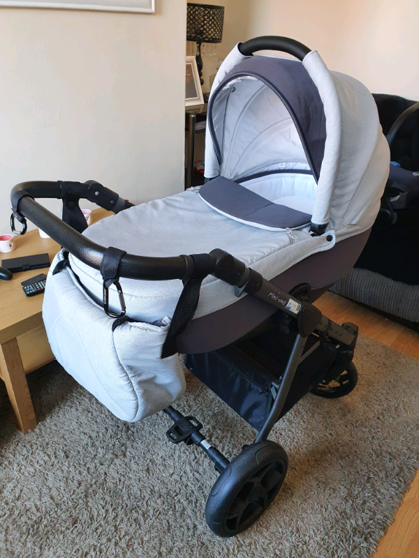 mini uno pram